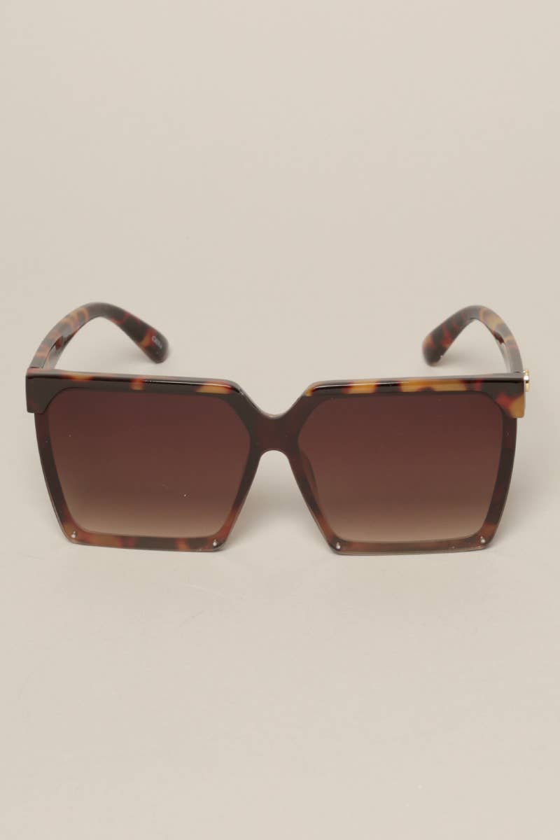 Women's Oversized Sunglasses