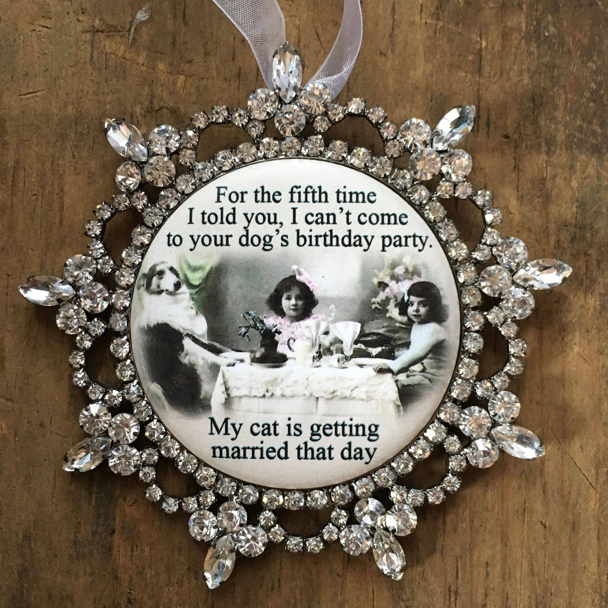 FO-DOG ORNAMENT dog party