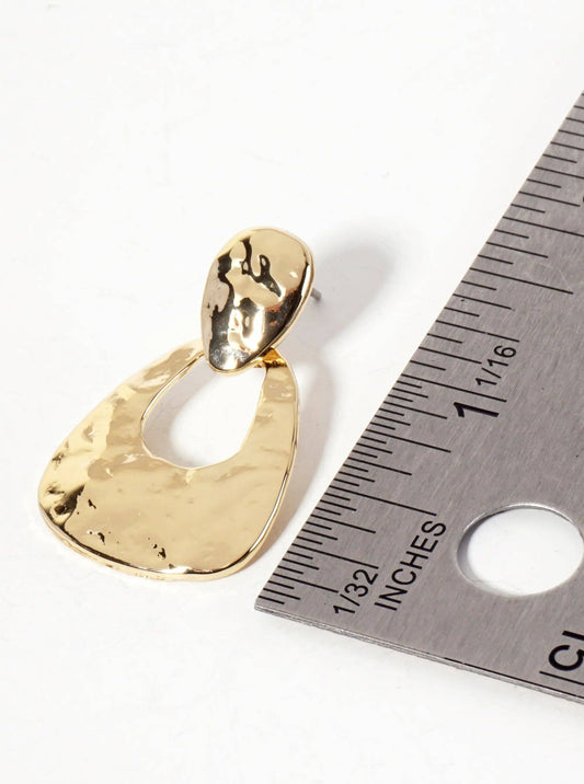 Polished Metal Hammered-Texture Doorknocker Post Earrings: Gold