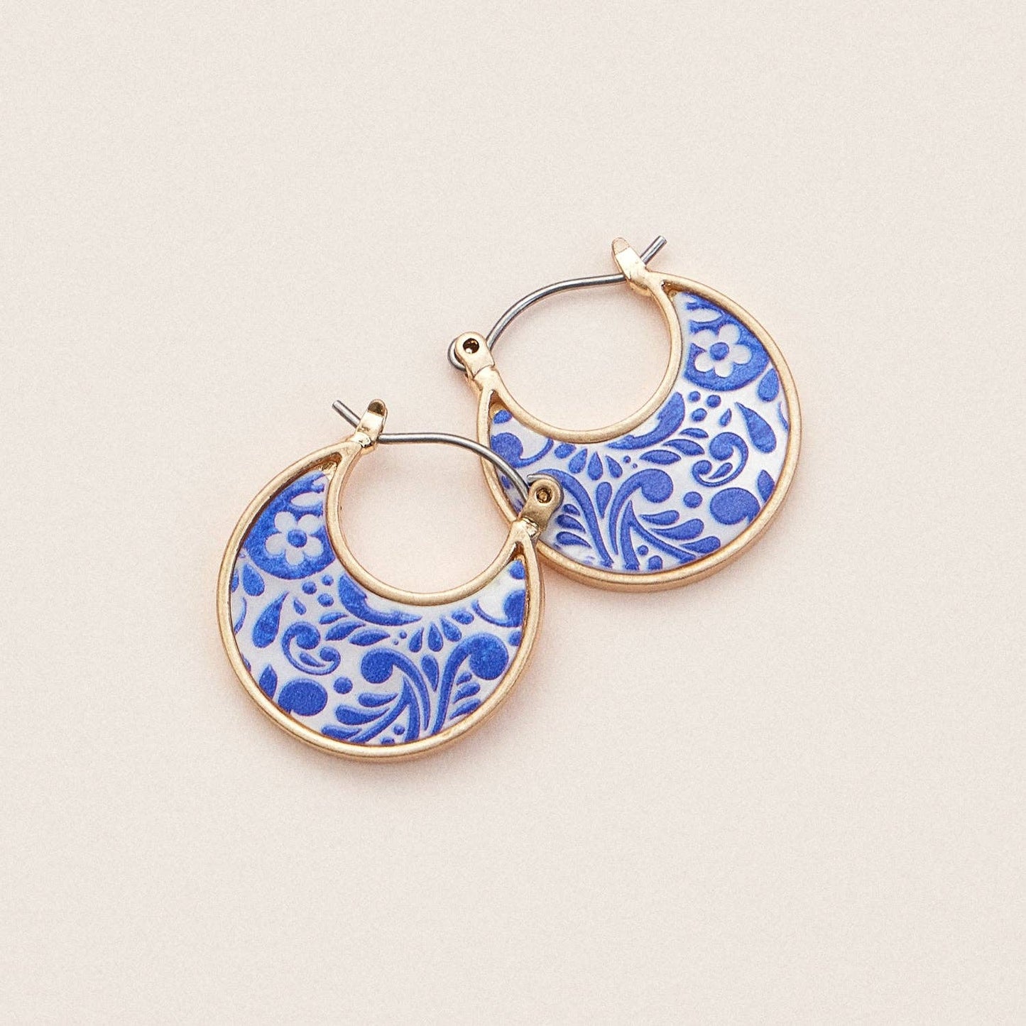 Boho-Chic Gold and Blue Mother of Pearl Floral Huggies