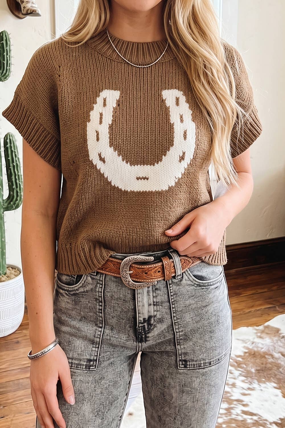 Western Horseshoe Round Neck Short Sleeve Hair Knit Top