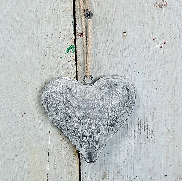 4 inch  Metal 3D Heart Ornament-Distressed Gray