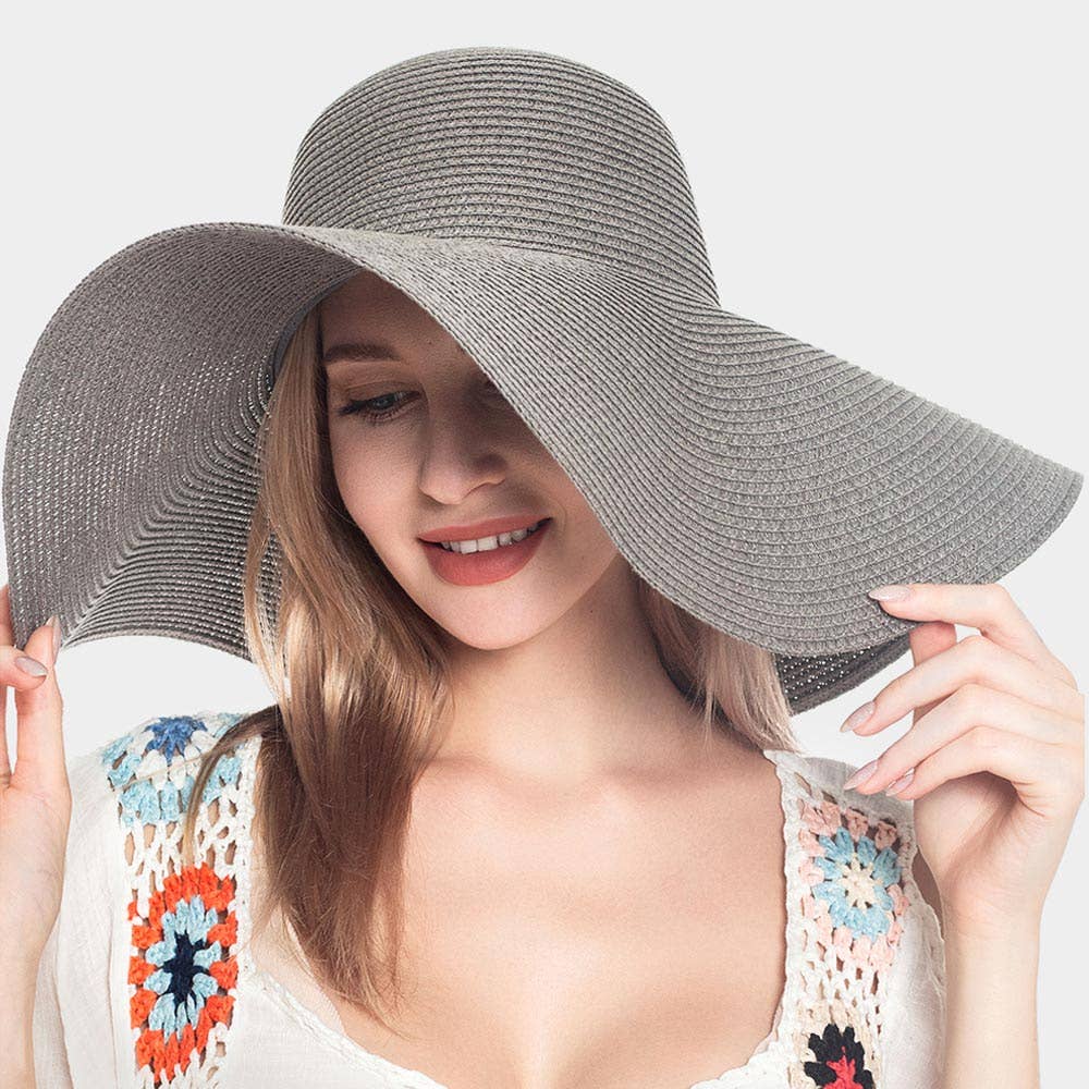 Solid Straw Sun Hat
: Beige