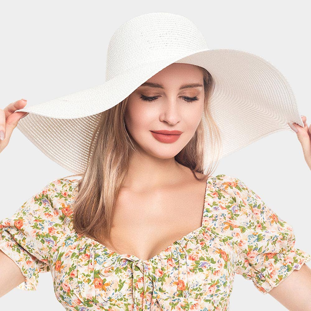 Solid Straw Sun Hat
: Beige