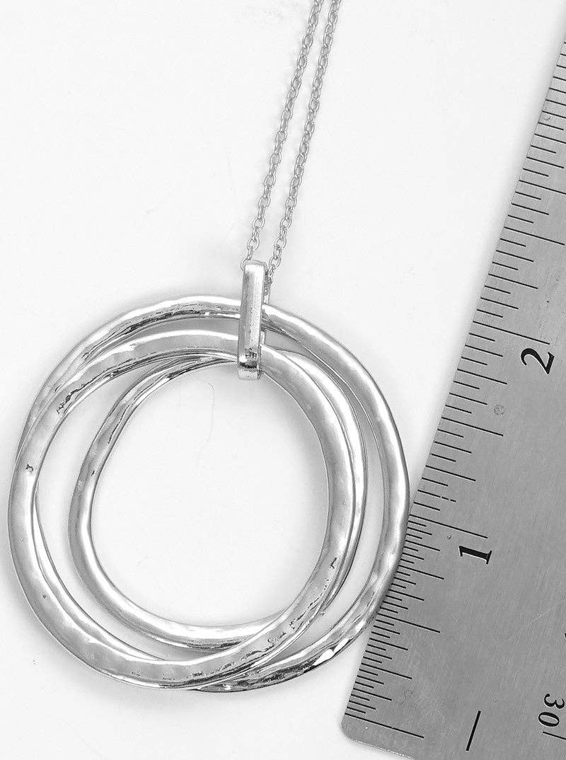 Hammered Metal Tri Circles Pendant Long Necklace: RHODIUM