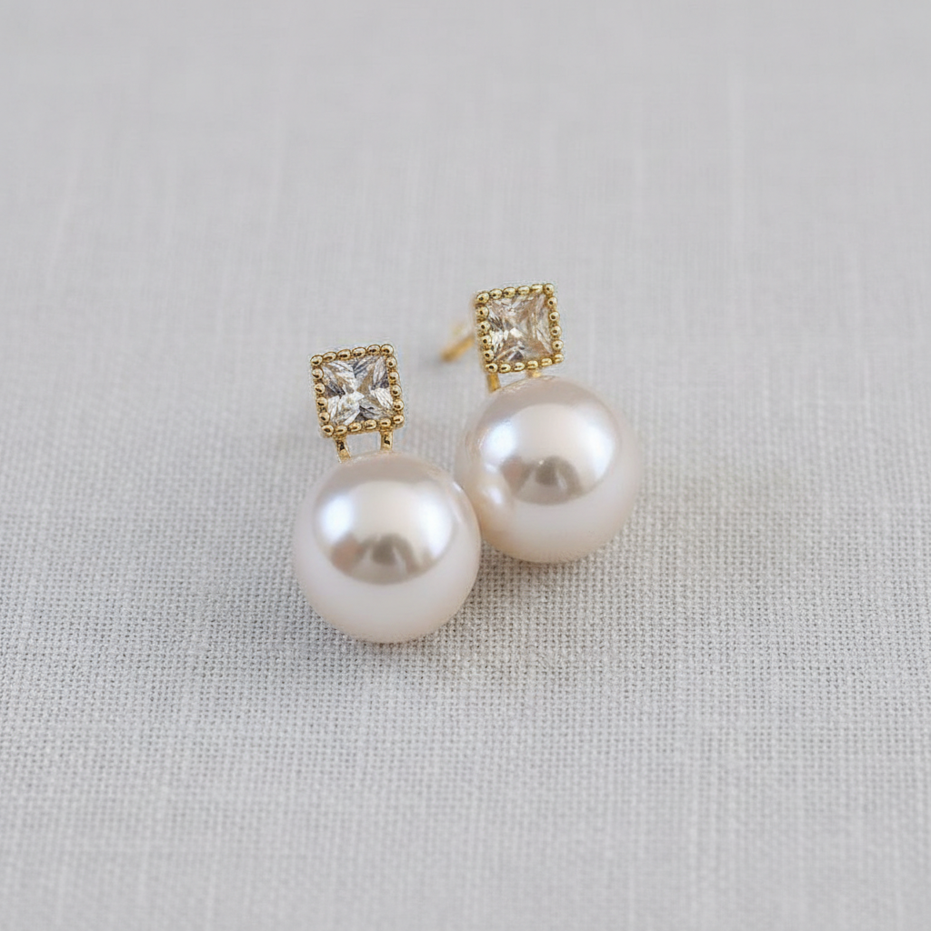 Zirconia Pearl Vintage Earrings