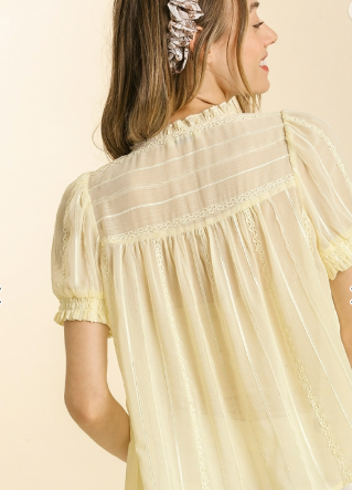 SALE Natural Short Puff Sleeve Lace Trim Detail Top with Lining