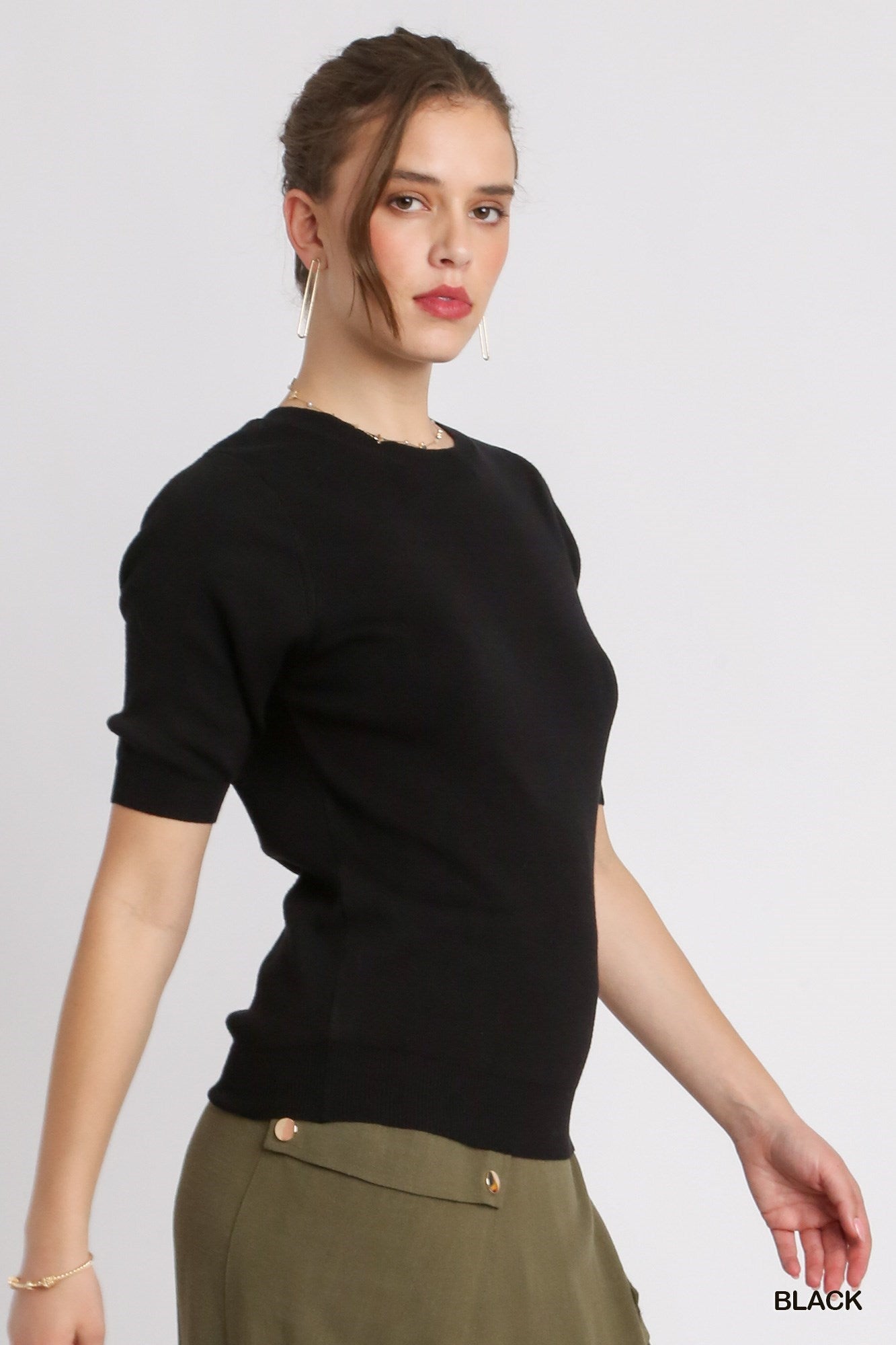 Black Mock Neck Solid Knit Top with Short Sleeve