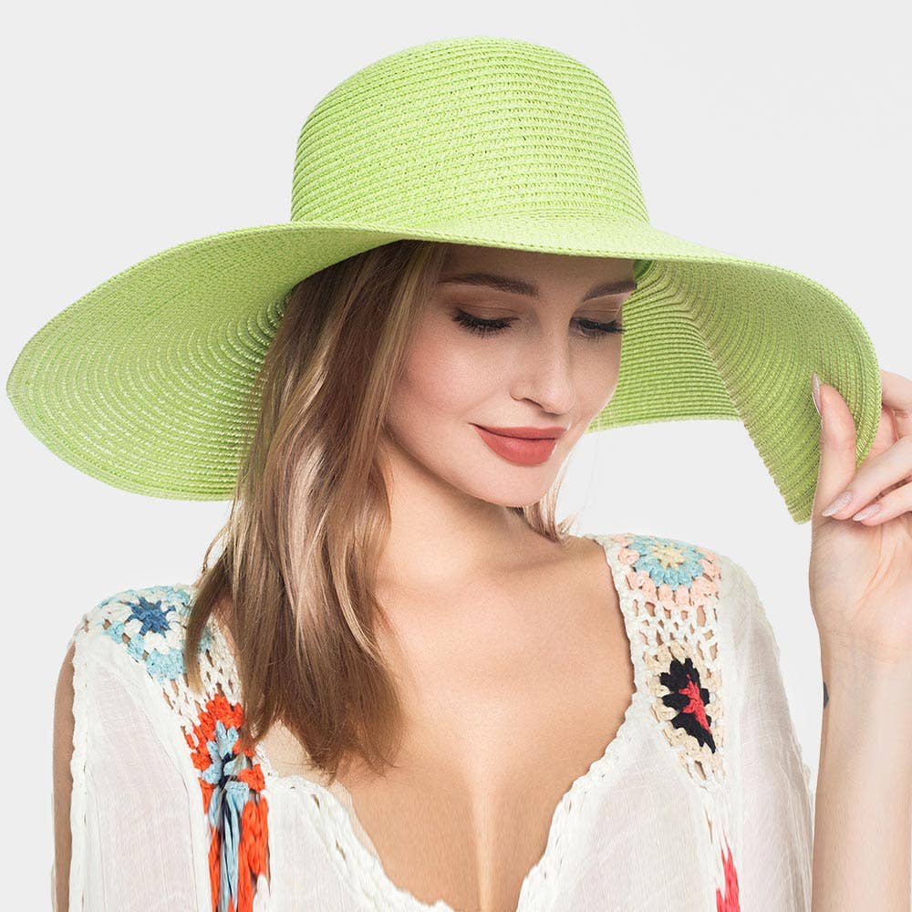 Solid Straw Sun Hat
: Beige