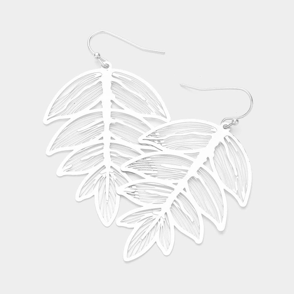 Brass Metal Filigree Leaf Dangle Earrings: Matte gold