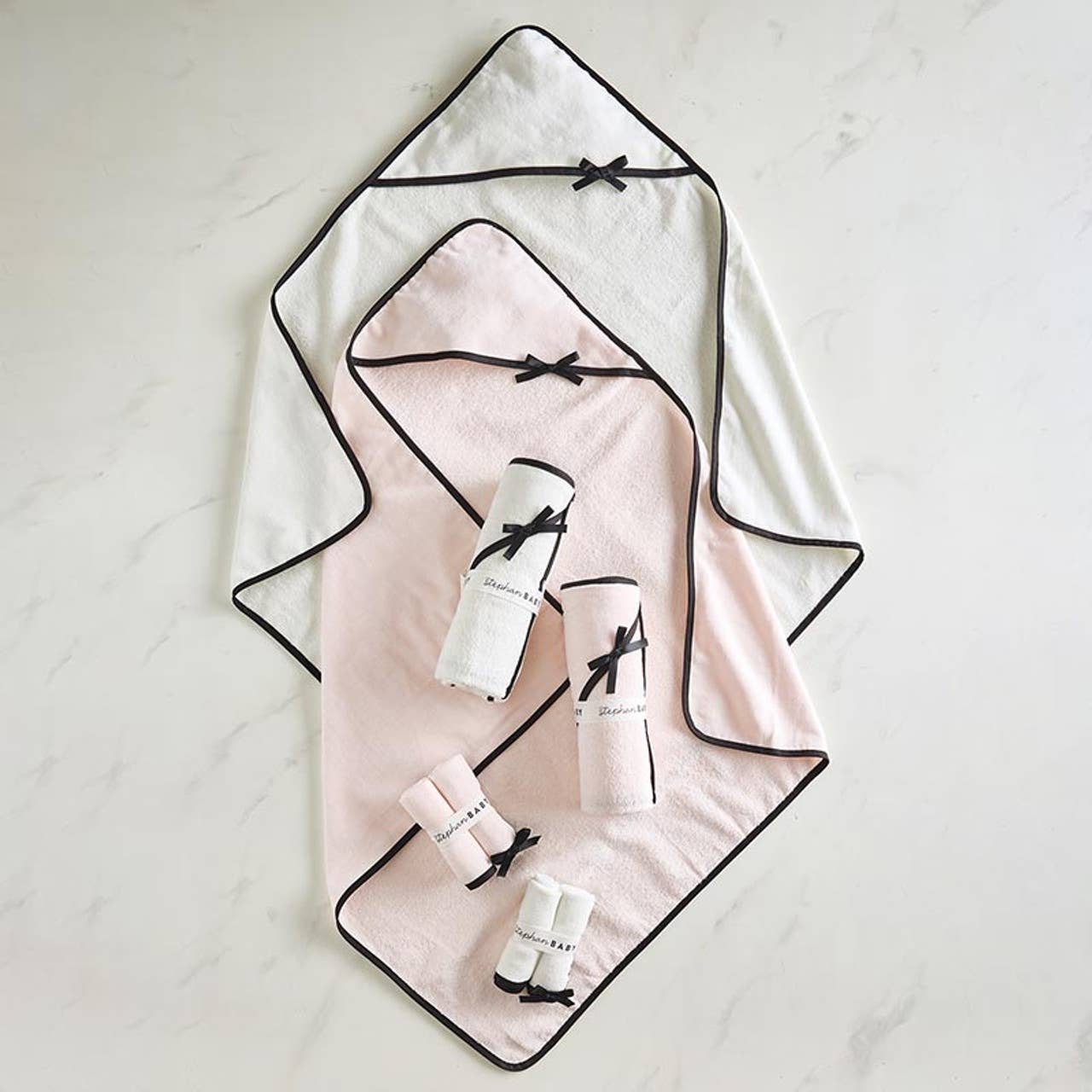 Washcloth Set - White Bow: 100% Cotton / 10" SQ