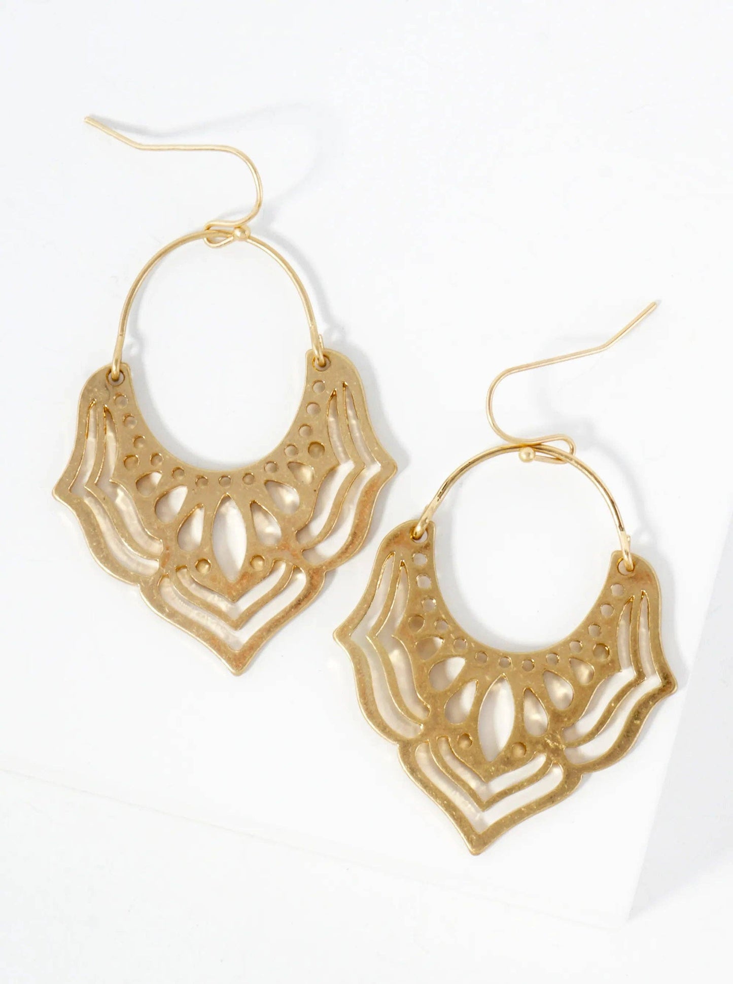 Metal Filigree Dangle Drop Earrings: Worn Gold