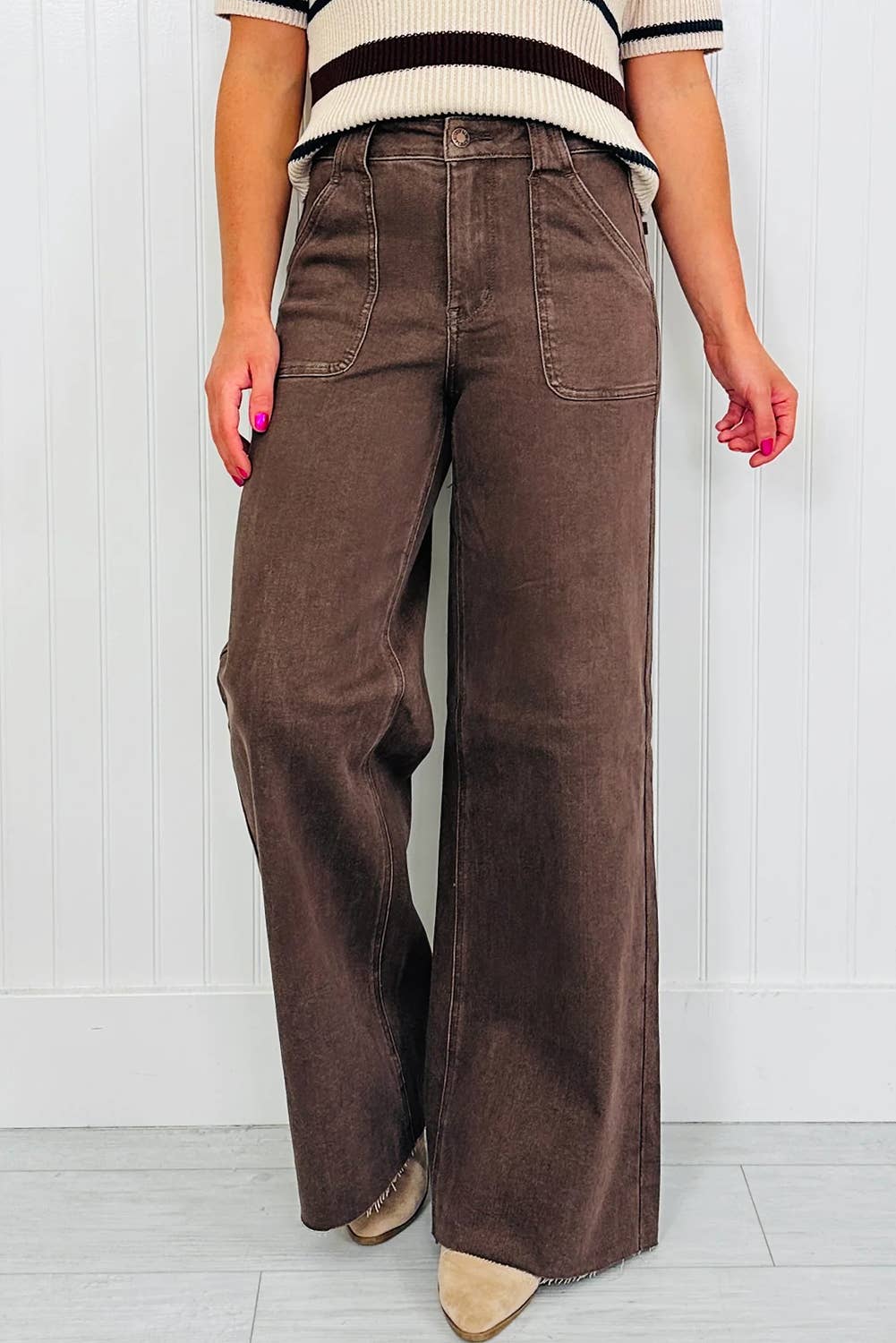 Brown Retro Washed Patch Pocket Loose Jeans