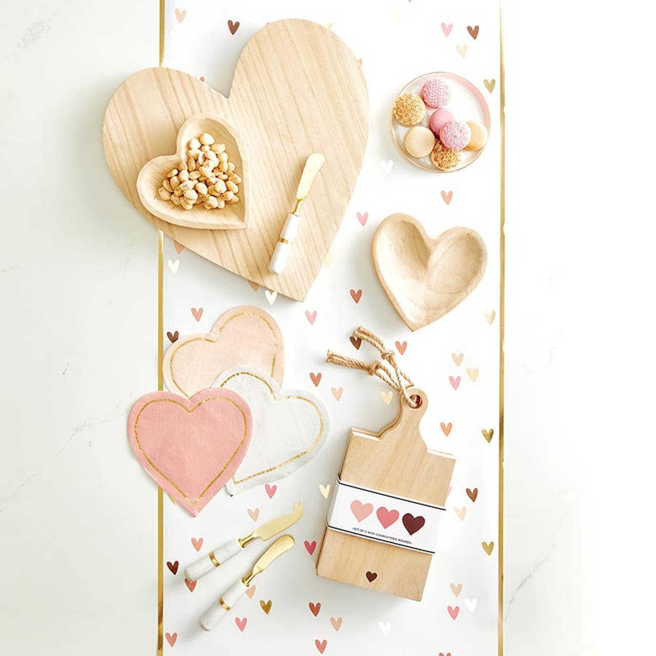 Paulownia Wood Heart Board: Material