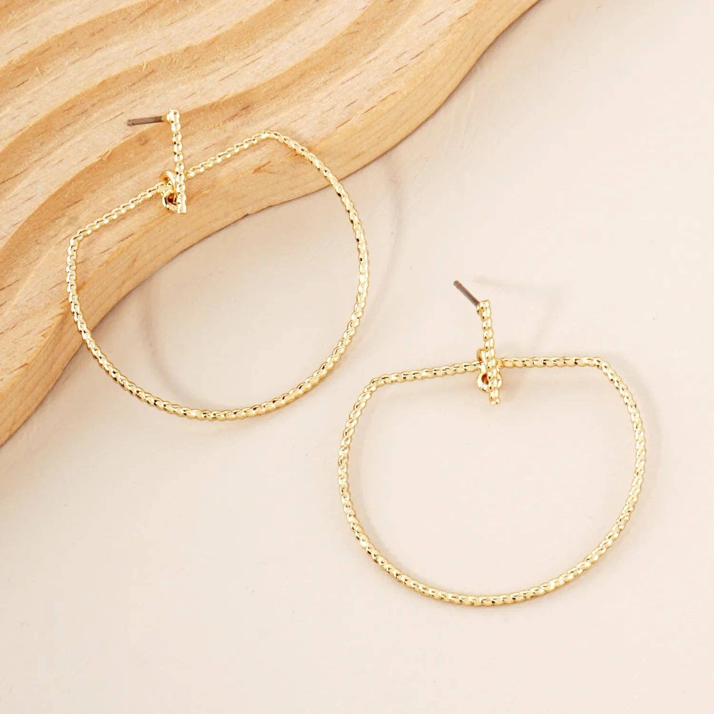 Gold Diamond-Cut Textured Metal Geometric Earrings