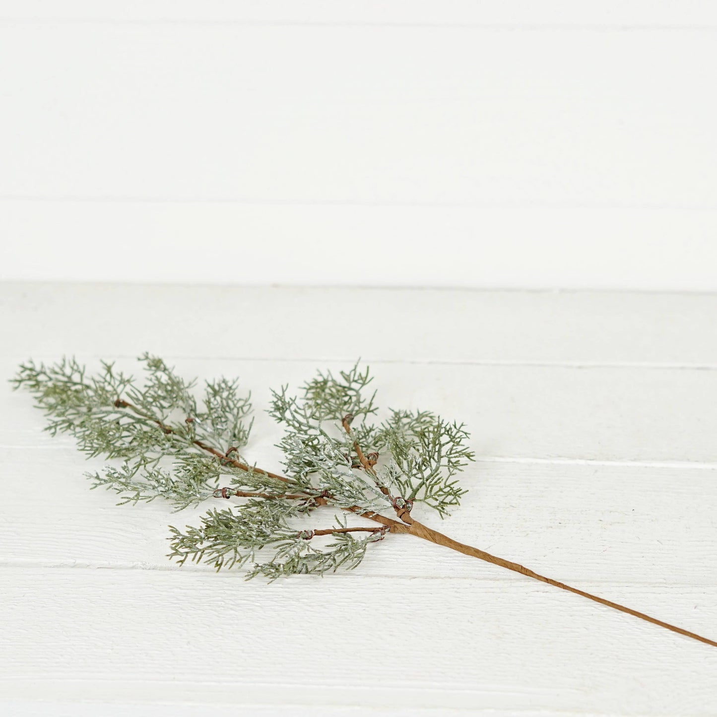 24 Inch Spray-Country Cedar Pines-