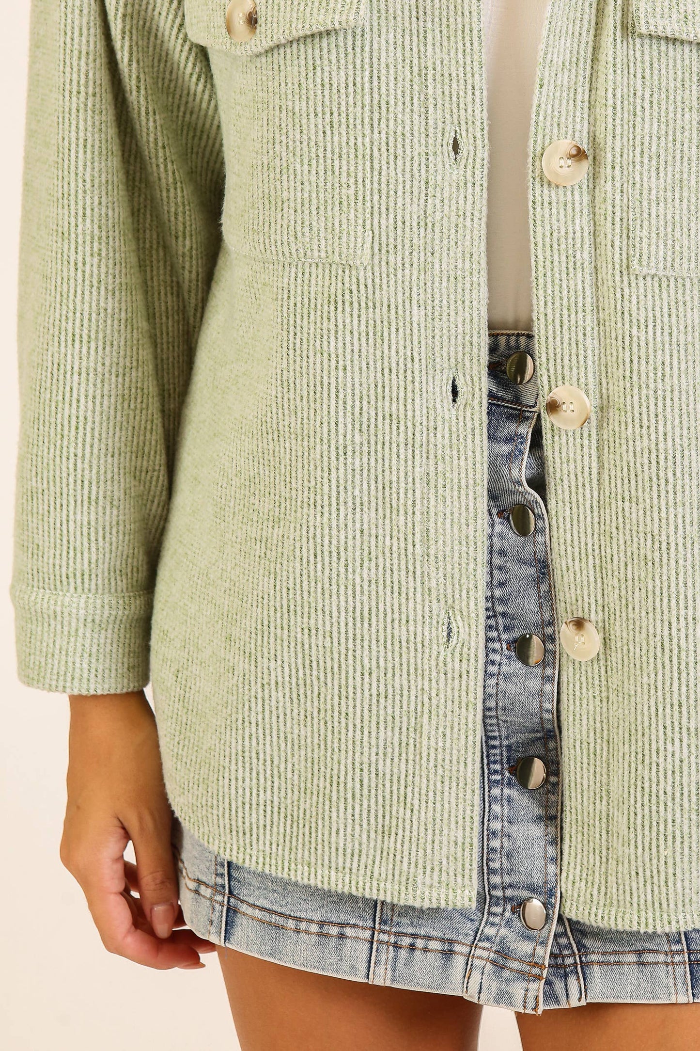 Brushed Waffle Button-Up Shacket: Brown / S