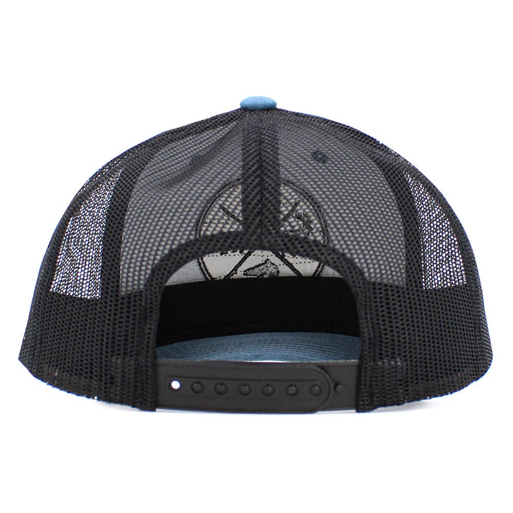 Tree Reindeer Bear Fish Outdoors Mesh Back Baseball Cap: White