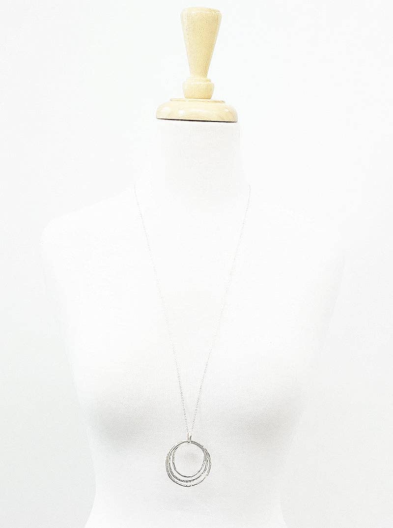 Hammered Metal Tri Circles Pendant Long Necklace: RHODIUM
