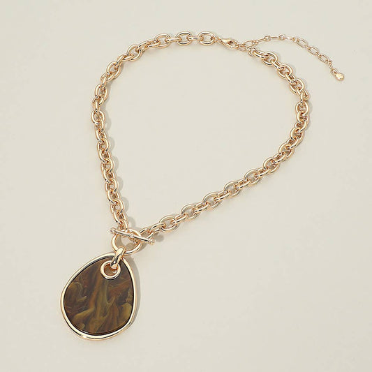 Geometric Resin Drop Pendant Necklace: Brown