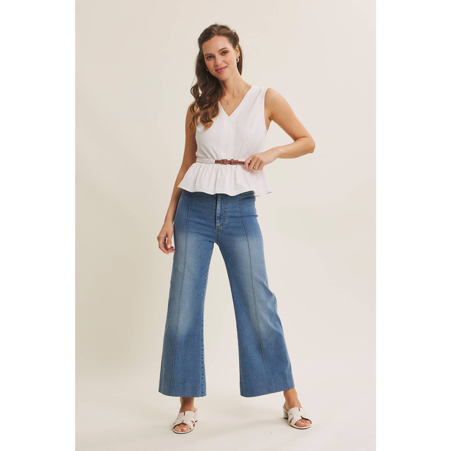 CLASSIC WORKWEAR BELTED COTTON TOP WITH CONTRAST STITCH: OFF WHITE / S