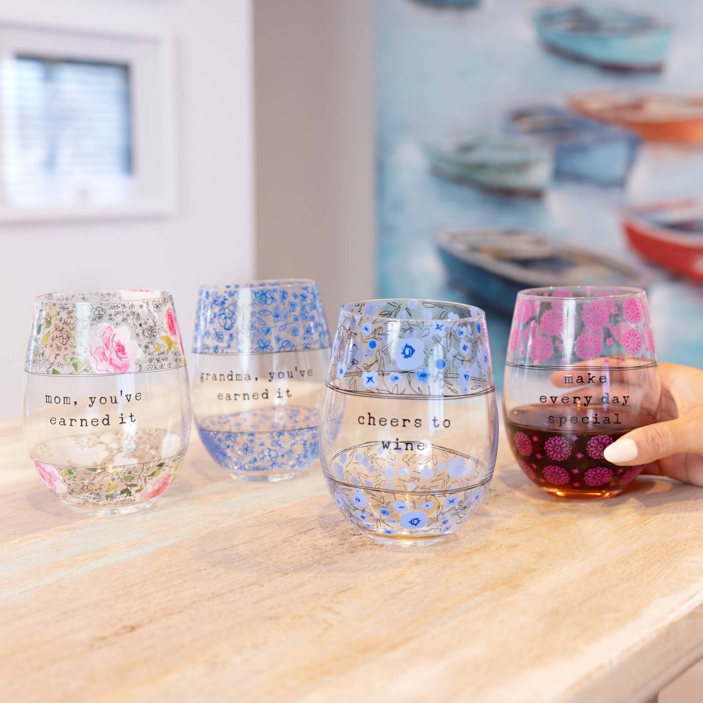 Mom - 18 oz Stemless Wine Glass