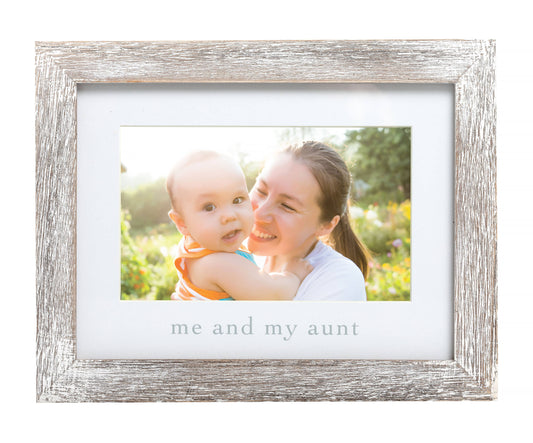 Rustic "Me and My Aunt" Sentiment Frame