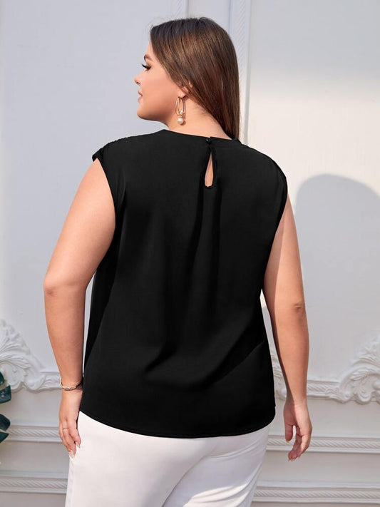 Plus Keyhole Back Blouse