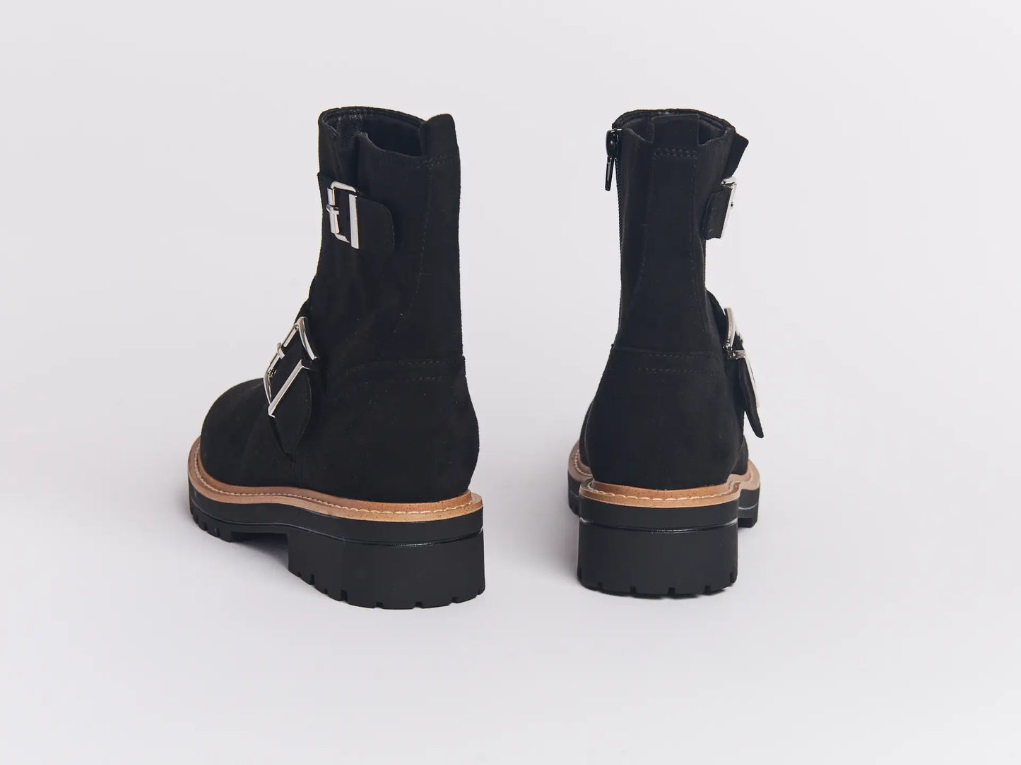 100% Suede Boots with Buckles in Black Color