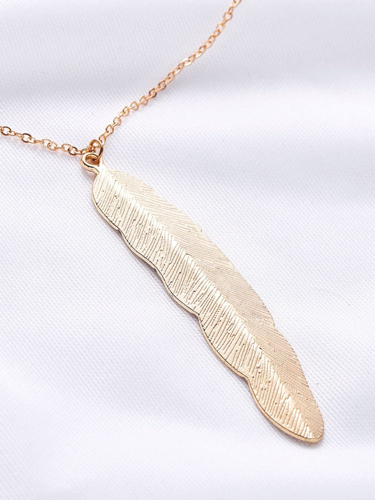 Gold Feather Pendant Chain Necklace