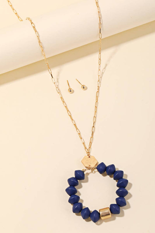 Beaded Hoop Pendant Necklace: Blue